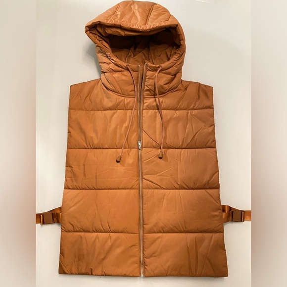 COS Buckled-side padded hood gilet NWOT - Picture 5 of 11